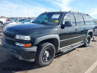 2003 Chevrolet Suburban LT with VIN 3GNFK16Z63G138682, listed as a IAAI auction lot 41450353 with 164,897 mi miles. Bid and sale history available at carsss.com. Image 17.