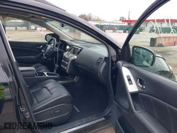2011 Nissan Murano S with VIN JN8AZ1MW8BW187586, listed as a IAAI auction lot 42032510 with 131,702 mi miles and . Bid and sale history available at DreamBid. Image 5.