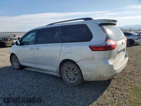 2017 Toyota Sienna XLE Auto Access Seat with VIN 5TDYZ3DC2HS791896, listed as a Copart auction lot 49890665 with 68,027 mi miles and Salvage Title. Bid and sale history available at carsss.com. Image 2.