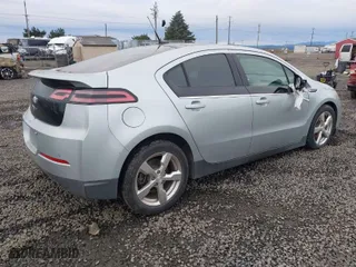 2011 Chevrolet Volt with VIN 1G1RD6E47BU100868, listed as a IAAI auction lot 41167730 with 251,799 mi miles. Bid and sale history available at carsss.com. Image 4.
