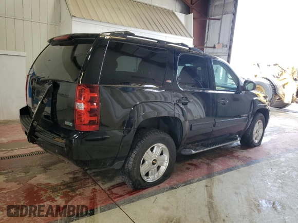 2010 Chevrolet Tahoe LT z VIN 1GNUKBE01AR176625, wystawiony jako Copart lot #59802355 z przebiegiem 99 056 mil mil oraz Czysty tytuł • Clean title. Historia ofert i sprzedaży dostępna na DreamBid. Obrazek 3.