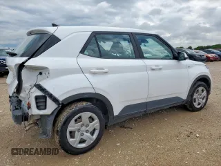 2020 Hyundai Venue SE with VIN KMHRB8A39LU037520, listed as a Copart auction lot 53607435 with 157,717 mi miles and Salvage Title. Bid and sale history available at DreamBid. Image 3.
