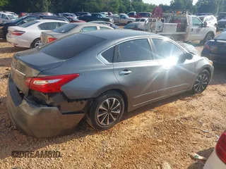2017 Nissan Altima S with VIN 1N4AL3AP0HC200658, listed as a IAAI auction lot 42596485 with Not provided miles and . Bid and sale history available at DreamBid. Image 4.