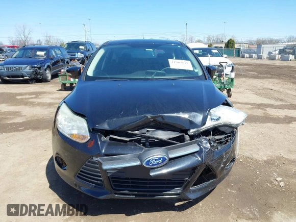 2014 Ford Focus SE with VIN 1FADP3K20EL428918, listed as a IAAI auction lot 41967617 with 114,386 mi miles. Bid and sale history available at carsss.com. Image 6.