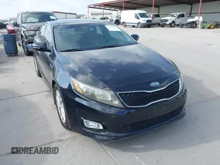 2015 Kia Optima EX z VIN 5XXGN4A78FG395538, wystawiony jako IAAI lot #42744322 z przebiegiem 152 206 mil mil oraz . Historia ofert i sprzedaży dostępna na DreamBid. Obrazek 1.
