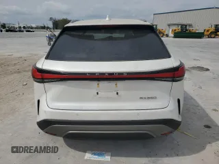 2023 Lexus RX 350 z VIN JTJCHMAA8P2002532, wystawiony jako Copart lot #44934595 z przebiegiem 13 756 mil mil oraz Szkoda całkowita • Salvage title. Historia ofert i sprzedaży dostępna na DreamBid. Obrazek 6.
