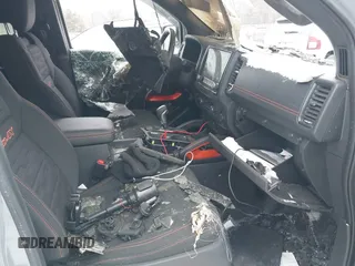 2024 Nissan Frontier Pro-4X с VIN 1N6ED1EK7RN603700, выставлен на аукционе IAAI как лот 41304169 с пробегом 16 миль миль и . История ставок и продаж доступна на DreamBid. Изображение 5.
