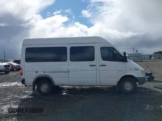 2005 Dodge Sprinter with VIN WD0PD644355798997, listed as a IAAI auction lot 41763328 with 227,692 mi miles and . Bid and sale history available at DreamBid. Image 13.