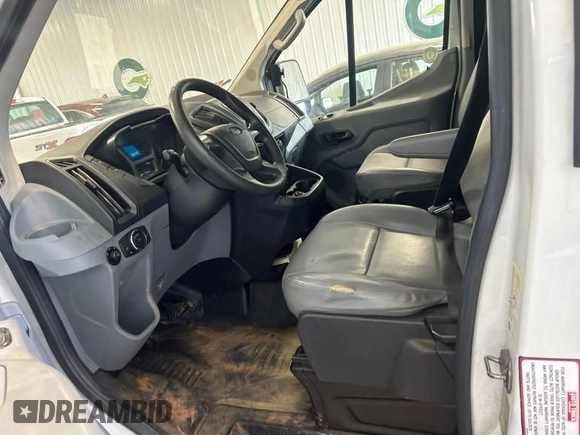2017 Ford Transit с VIN 1FTYE1YM5HKA68277, выставлен на аукционе IAAI как лот 42043320 с пробегом 202 449 миль миль и . История ставок и продаж доступна на DreamBid. Изображение 1.