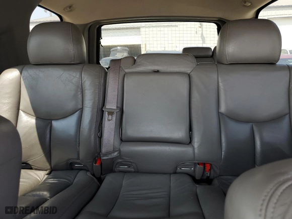 2005 GMC Yukon Denali with VIN 1GKEK63U75J123561, listed as a Copart auction lot 56900583 with 0 mi miles and Salvage Title. Bid and sale history available at carsss.com. Image 10.