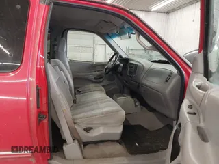 1998 Ford F-150 с VIN 1FTZX1761WKB08028, выставлен на аукционе IAAI как лот 40724830 с пробегом 243 198 миль миль и . История ставок и продаж доступна на DreamBid. Изображение 5.