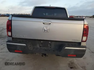2017 Honda Ridgeline RTL-E z VIN 5FPYK3F72HB039695, wystawiony jako Copart lot #48750495 z przebiegiem 123 910 mil mil oraz Szkoda całkowita • Salvage title. Historia ofert i sprzedaży dostępna na DreamBid. Obrazek 6.