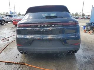 2024 Porsche Cayenne S z VIN WP1AL2AY1RDA34089, wystawiony jako Copart lot #78726624 z przebiegiem 3 054 mil mil oraz Szkoda całkowita • Salvage title. Historia ofert i sprzedaży dostępna na DreamBid. Obrazek 6.