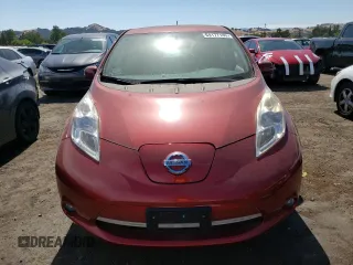 2015 Nissan LEAF SV with VIN 1N4AZ0CP0FC303912, listed as a Copart auction lot 64177143 with 24,733 mi miles. Bid and sale history available at carsss.com. Image 5.