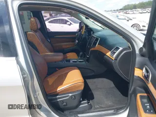 2012 Jeep Grand Cherokee Overland with VIN 1C4RJECTXCC317018, listed as a IAAI auction lot 41975933 with 191,043 mi miles. Bid and sale history available at carsss.com. Image 5.