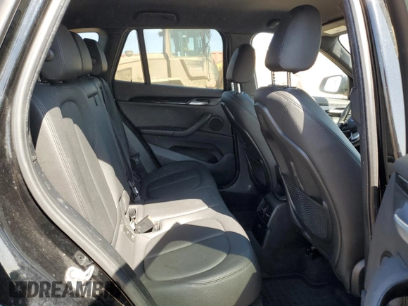 2019 BMW X1 xDrive28i with VIN WBXHT3C59K5L90348, listed as a Copart auction lot 48406515 with 66,292 mi miles and Salvage Title. Bid and sale history available at carsss.com. Image 10.
