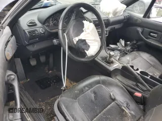 2000 BMW Z3 2.5 z VIN 4USCH9342YLF85373, wystawiony jako Copart lot #56733025 z przebiegiem Nie podano mil oraz Szkoda całkowita • Salvage title. Historia ofert i sprzedaży dostępna na DreamBid. Obrazek 8.