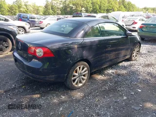 2011 Volkswagen Eos Komfort с VIN WVWBW7AH3BV004442, выставлен на аукционе IAAI как лот 42405098 с пробегом 123 440 миль миль и . История ставок и продаж доступна на DreamBid. Изображение 4.