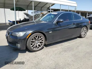 2007 BMW 3 Series 328i z VIN WBAWB33517PV73601, wystawiony jako Copart lot #59367045 z przebiegiem 172 635 mil mil oraz Szkoda całkowita • Salvage title. Historia ofert i sprzedaży dostępna na DreamBid. Obrazek 1.