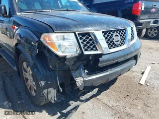 2005 Nissan Pathfinder LE with VIN 5N1AR18W95C733951, listed as a IAAI auction lot 41847161 with 225,716 mi miles. Bid and sale history available at carsss.com. Image 6.