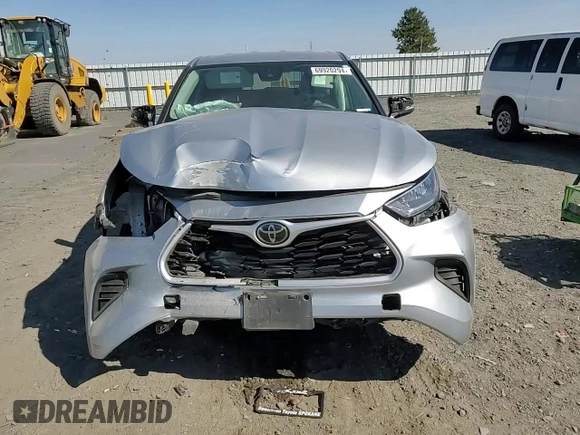 2020 Toyota Highlander L with VIN 5TDCZRBH1LS503483, listed as a Copart auction lot 69920294 with Not provided miles and Salvage title. Bid and sale history available at DreamBid. Image 12.
