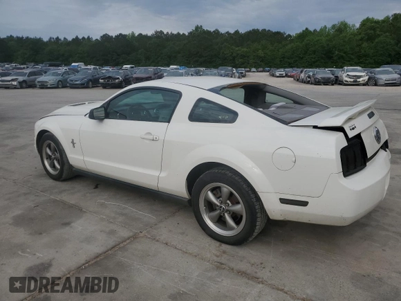 2006 Ford Mustang Standard z VIN 1ZVFT80N665240433, wystawiony jako Copart lot #54066595 z przebiegiem 229 296 mil mil oraz Szkoda całkowita • Salvage title. Historia ofert i sprzedaży dostępna na DreamBid. Obrazek 2.