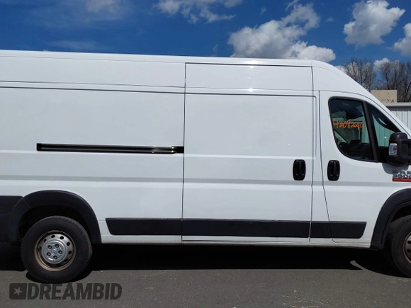2022 Ram ProMaster Cargo with VIN 3C6MRVJG4NE111866, listed as a IAAI auction lot 42082644 with 62,444 mi miles and . Bid and sale history available at DreamBid. Image 13.