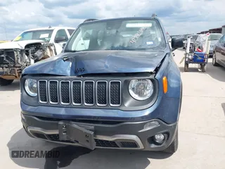 2023 Jeep Renegade Latitude with VIN ZACNJDB10PPP70488, listed as a IAAI auction lot 42224200 with 32,957 mi miles and . Bid and sale history available at carsss.com. Image 12.