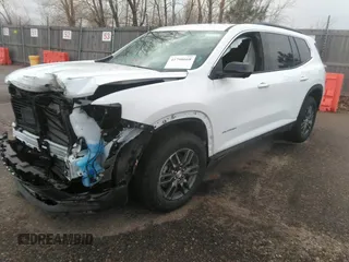 2025 GMC Acadia FWD Elevation z VIN 1GKENKRS4SJ165168, wystawiony jako IAAI lot #41798668 z przebiegiem 3 191 mil mil oraz . Historia ofert i sprzedaży dostępna na DreamBid. Obrazek 2.