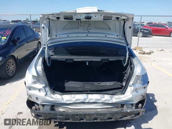 2013 Mercedes-Benz E 350 Luxury with VIN WDDHF5KB7DA694107, listed as a IAAI auction lot 41967966 with 67,348 mi miles and . Bid and sale history available at DreamBid. Image 17.
