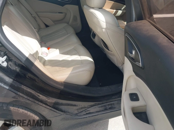 2015 Chrysler 200 C with VIN 1C3CCCCG5FN517356, listed as a IAAI auction lot 41789841 with 88,023 mi miles. Bid and sale history available at carsss.com. Image 8.