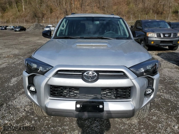 2023 Toyota 4Runner TRD Off Road with VIN JTEPU5JR8P6124744, listed as a Copart auction lot 54275665 with 39,868 mi miles and Salvage Title. Bid and sale history available at carsss.com. Image 5.