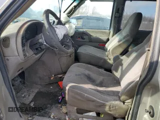 2005 GMC Safari with VIN 1GKDM19X65B503446, listed as a Copart auction lot 42835645 with 204,494 mi miles and Salvage Title. Bid and sale history available at carsss.com. Image 7.