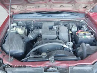2004 GMC Canyon SLE Z71 z VIN 1GTDS196448128015, wystawiony jako IAAI lot #42306311 z przebiegiem 250 242 mil mil oraz . Historia ofert i sprzedaży dostępna na DreamBid. Obrazek 10.
