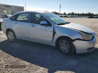 2008 Ford Focus SE with VIN 1FAHP35NX8W169414, listed as a Copart auction lot 69631114 with 162,233 mi miles and Clean Title. Bid and sale history available at carsss.com. Image 4.