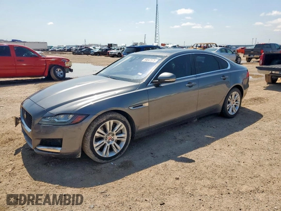 2017 Jaguar XF 35t Premium z VIN SAJBD4BVXHCY30235, wystawiony jako Copart lot #59047575 z przebiegiem 72 178 mil mil oraz Czysty tytuł • Clean title. Historia ofert i sprzedaży dostępna na DreamBid. Obrazek 1.