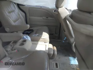 2008 Honda Odyssey Touring with VIN 5FNRL38858B006304, listed as a IAAI auction lot 41814309 with 208,778 mi miles. Bid and sale history available at carsss.com. Image 8.