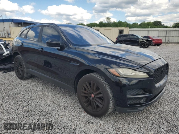 2017 Jaguar F-Pace 35t Prestige with VIN SADCK2BVXHA058011, listed as a Copart auction lot 55601595 with 166,236 mi miles and Salvage title. Bid and sale history available at DreamBid. Image 4.