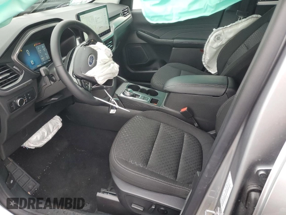 2024 Ford Escape Active with VIN 1FMCU9GN9RUB45661, listed as a Copart auction lot 43371945 with 1,636 mi miles and Non Repairable. Bid and sale history available at DreamBid. Image 7.