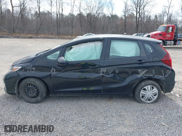 2019 Honda Fit LX with VIN 3HGGK5H43KM710749, listed as a IAAI auction lot 41834329 with 39,667 mi miles. Bid and sale history available at carsss.com. Image 14.