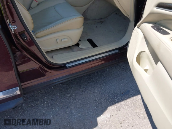 2013 Infiniti JX35 with VIN 5N1AL0MM6DC332579, listed as a IAAI auction lot 42138584 with 137,046 mi miles and . Bid and sale history available at DreamBid. Image 5.