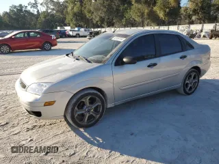 2005 Ford Focus S с VIN 1FAFP34N35W242854, выставлен на аукционе Copart как лот 55555065 с пробегом 180 171 миль миль и На запчасти • Non repairable. История ставок и продаж доступна на DreamBid. Изображение 1.
