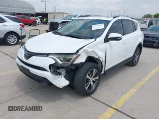 2018 Toyota RAV4 XLE с VIN JTMWFREV3JD121908, выставлен на аукционе IAAI как лот 42140675 с пробегом 114 819 миль миль и . История ставок и продаж доступна на DreamBid. Изображение 17.