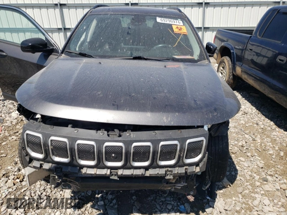 2022 Jeep Compass Latitude Lux с VIN 3C4NJDFBXNT113984, выставлен на аукционе Copart как лот 69296974 с пробегом Не указан миль и Списание • Salvage title. История ставок и продаж доступна на DreamBid. Изображение 12.