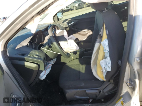 2018 Ford Focus SE with VIN 1FADP3F23JL226448, listed as a Copart auction lot 43877055 with 77,253 mi miles and Salvage Title. Bid and sale history available at carsss.com. Image 7.
