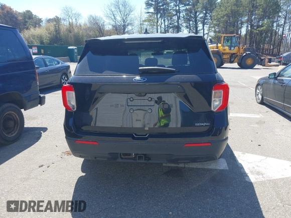 2021 Ford Police Interceptor Utility z VIN 1FM5K8ABXMGA33790, wystawiony jako IAAI lot #42065493 z przebiegiem 52 296 mil mil oraz . Historia ofert i sprzedaży dostępna na DreamBid. Obrazek 16.