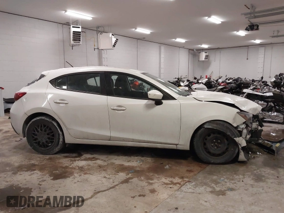 2015 Mazda 3 i Sport with VIN JM1BM1K79F1270618, listed as a IAAI auction lot 41394651 with 55,999 mi miles and . Bid and sale history available at DreamBid. Image 13.