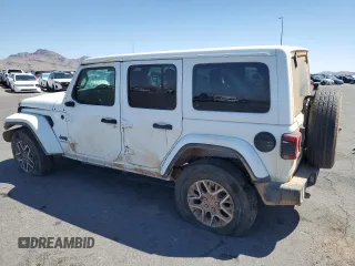 2025 Jeep Wrangler Sahara z VIN 1C4PJXEN8SW529320, wystawiony jako Copart lot #57918605 z przebiegiem 15 706 mil mil oraz Czysty tytuł • Clean title. Historia ofert i sprzedaży dostępna na DreamBid. Obrazek 2.