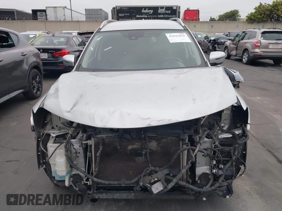 2019 Nissan Rogue SV with VIN KNMAT2MT3KP531635, listed as a IAAI auction lot 42043818 with 147,068 mi miles and . Bid and sale history available at DreamBid. Image 13.