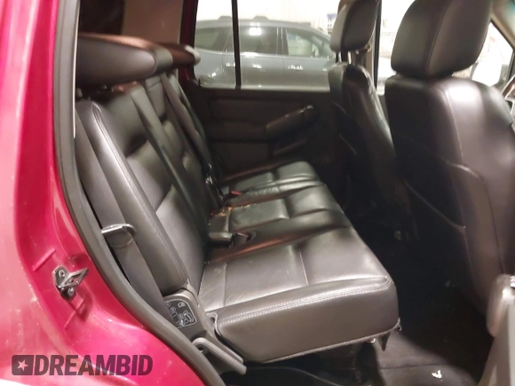 2008 Mercury Mountaineer with VIN 4M2EU47E58UJ08941, listed as a IAAI auction lot 41002350 with 121,815 mi miles. Bid and sale history available at carsss.com. Image 8.